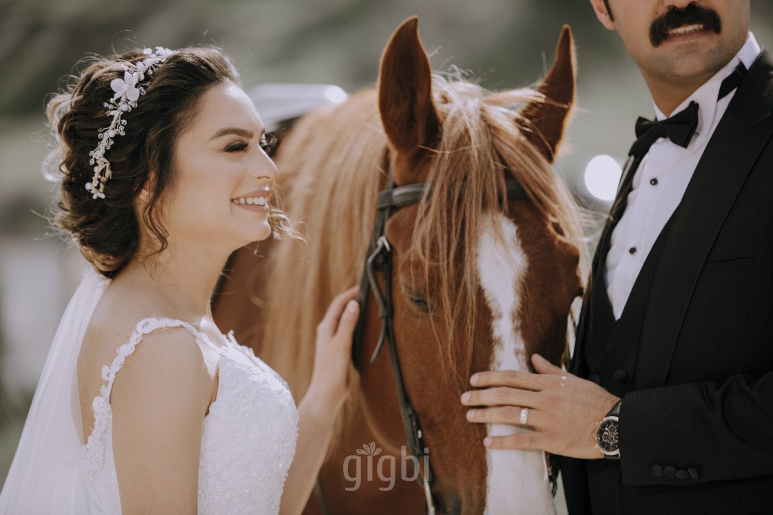 S. & E. T. Photography