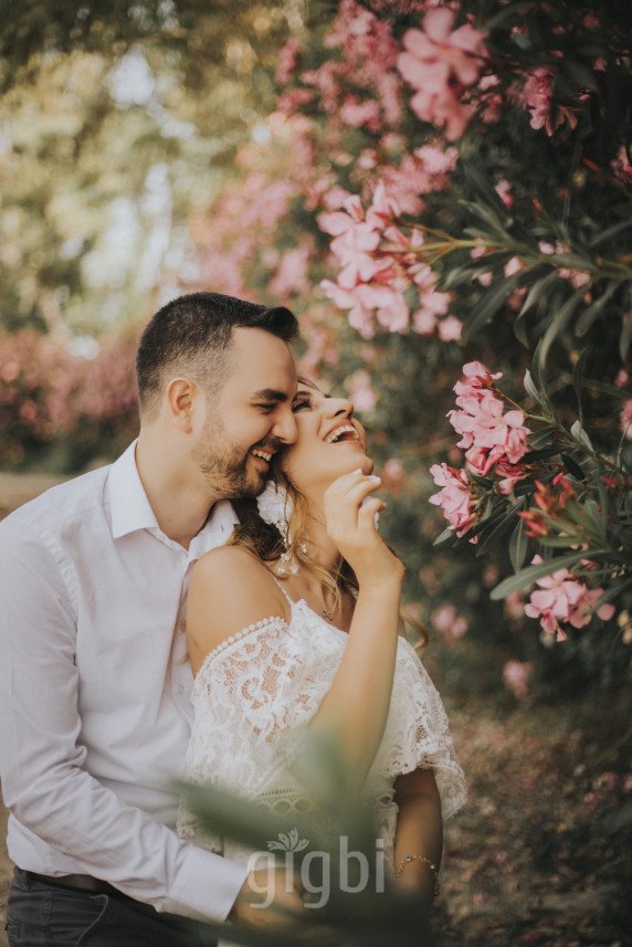 S. & E. T. Photography