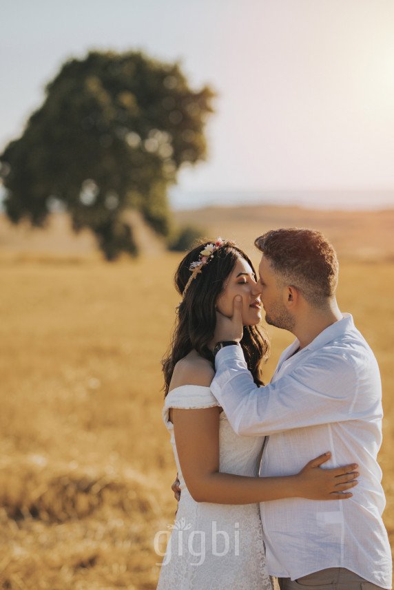 S. & E. T. Photography