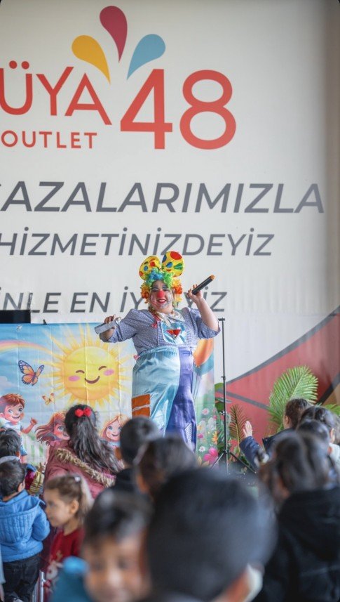 Selin Topuksal