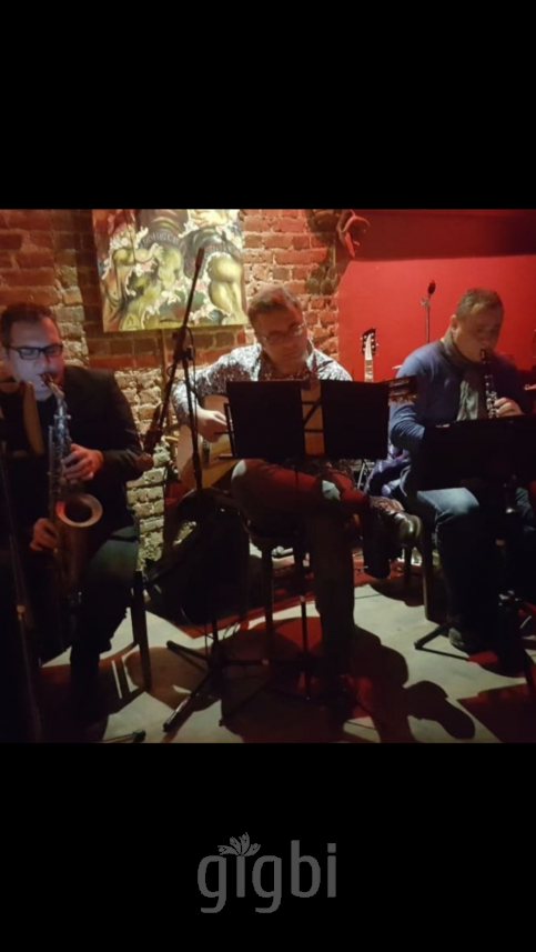 SENTIMENTAL JAZZ TRIO