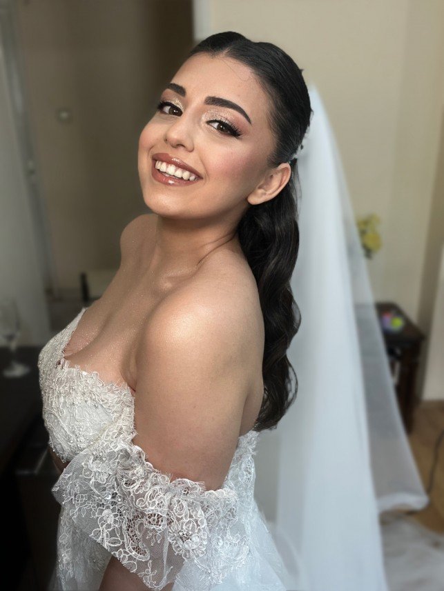 Sevim Bekel Makeup Artist