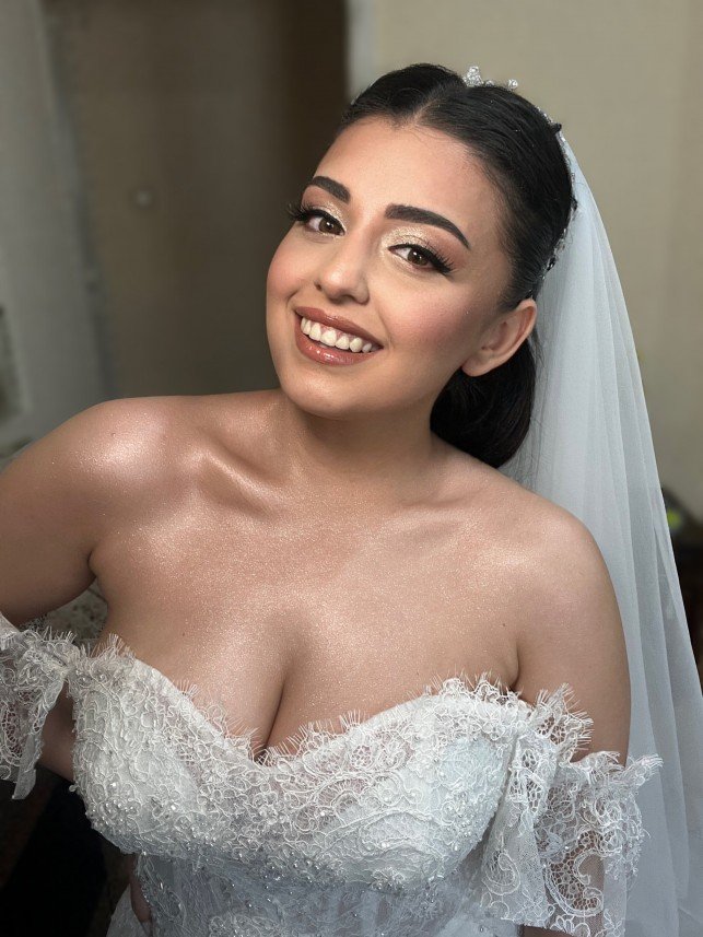 Sevim Bekel Makeup Artist
