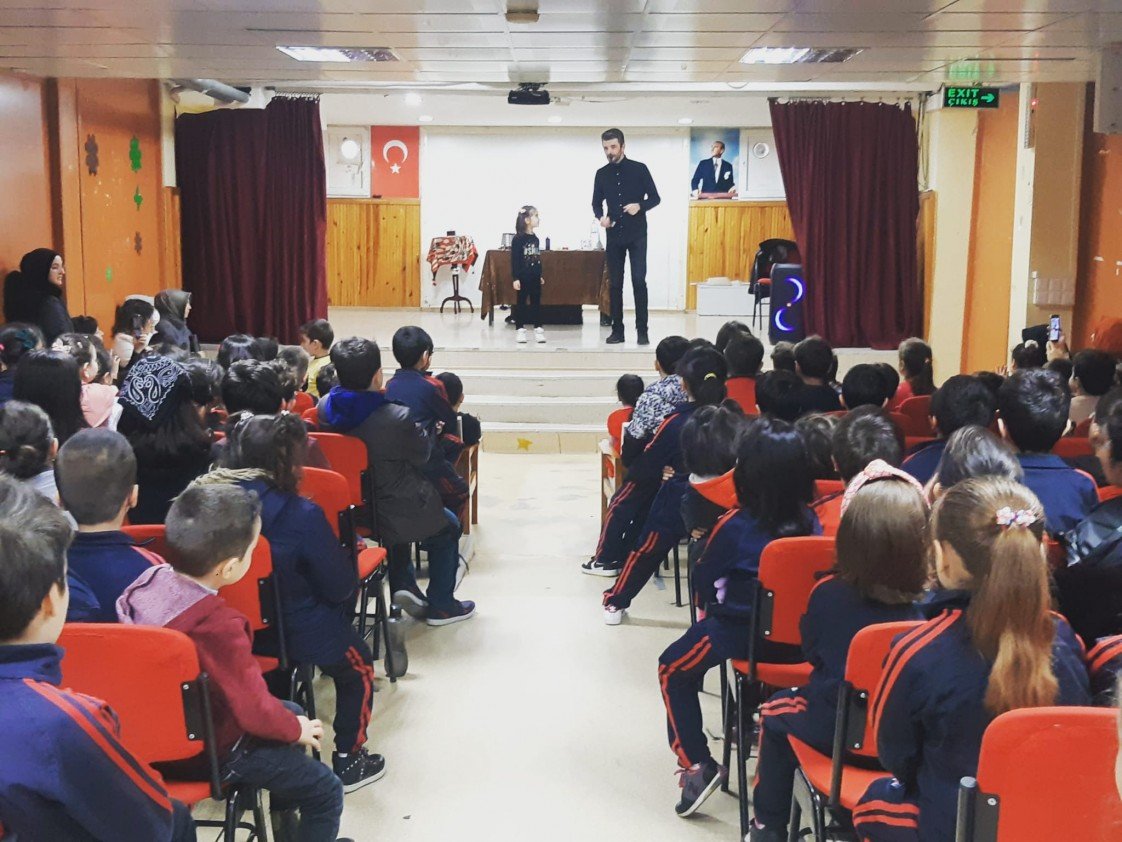 Sihirbaz Timuçin Yıldız