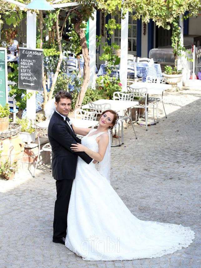 Stüdyo Anıt