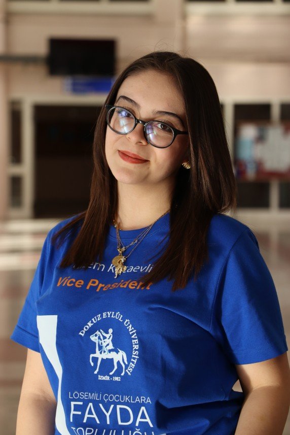 Sude Uyanık