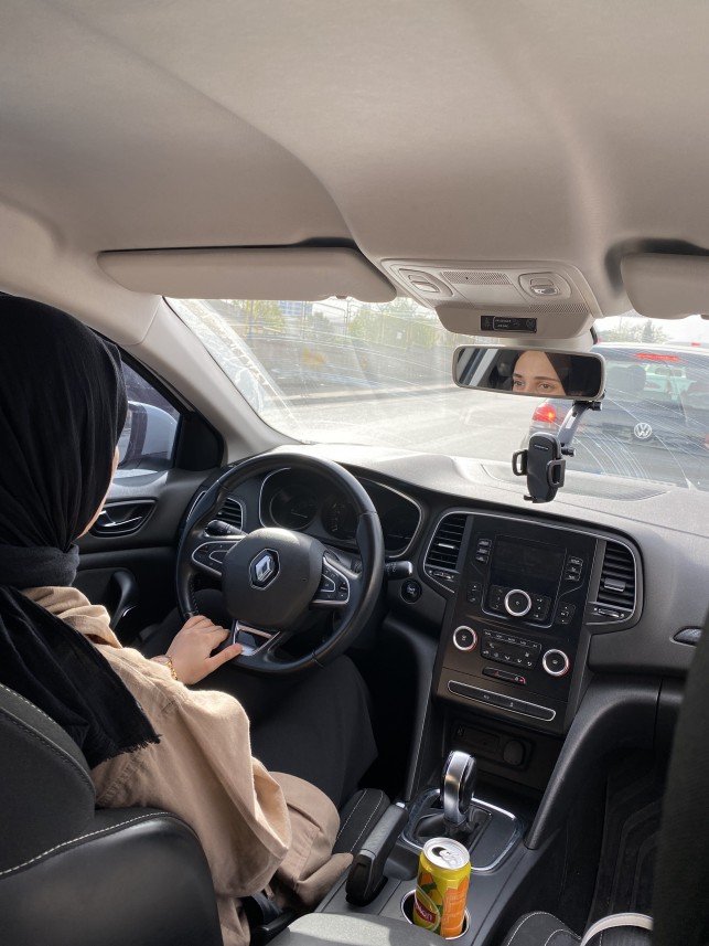 Sürücü Eğitmeni Seda