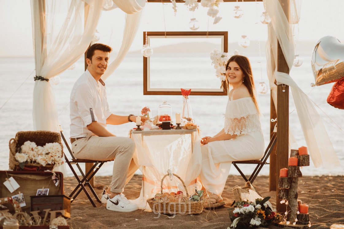 S. EVENTS & ORGANIZATION