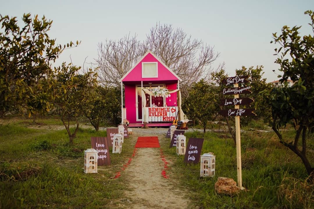 S. EVENTS & ORGANIZATION