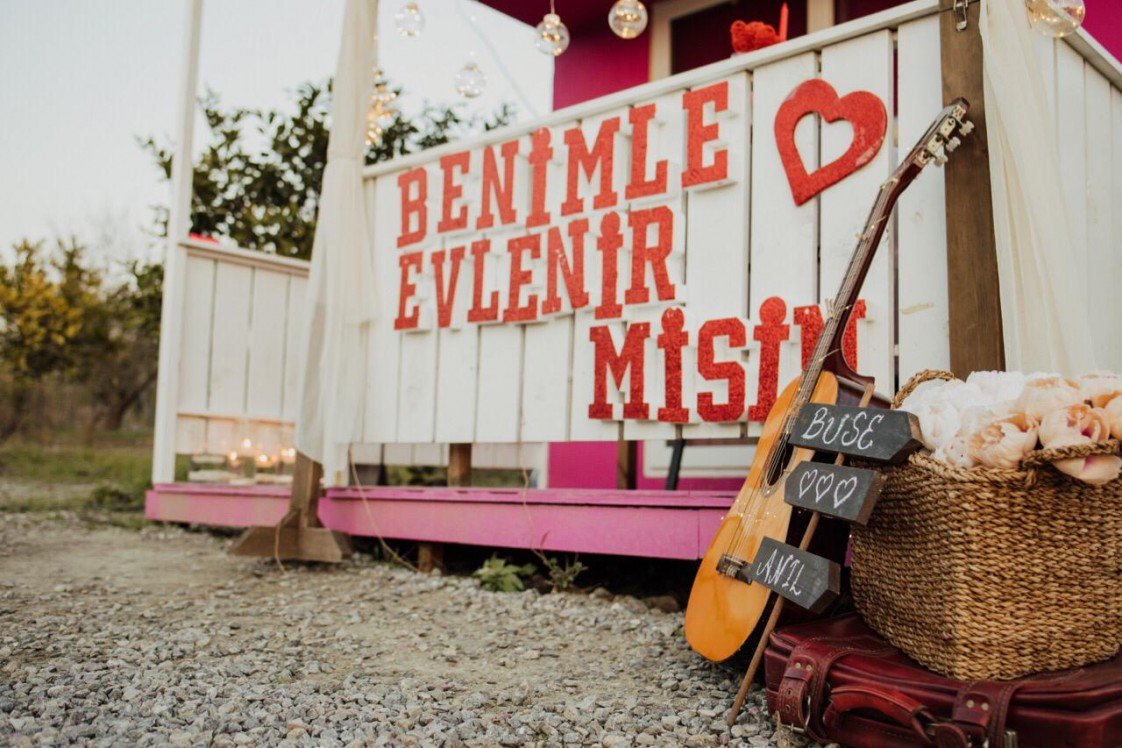 S. EVENTS & ORGANIZATION