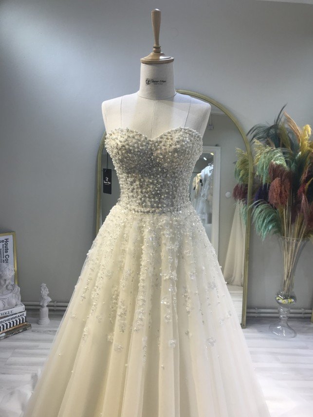 Taner Ertan Bridal Boutique 