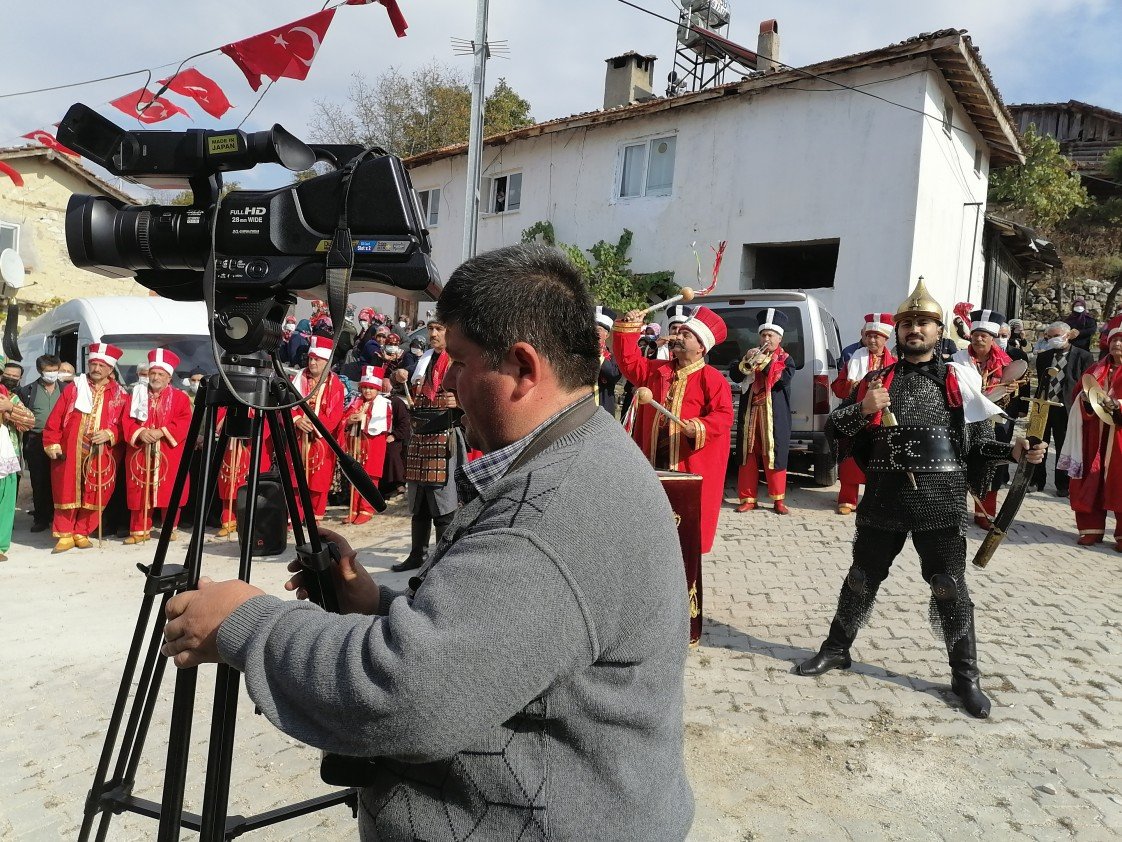 Tarihi Bursa Kayı Mehter Takım