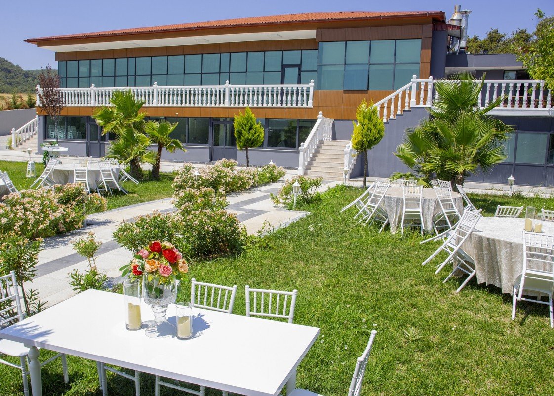 The Grand Garden Event Hall