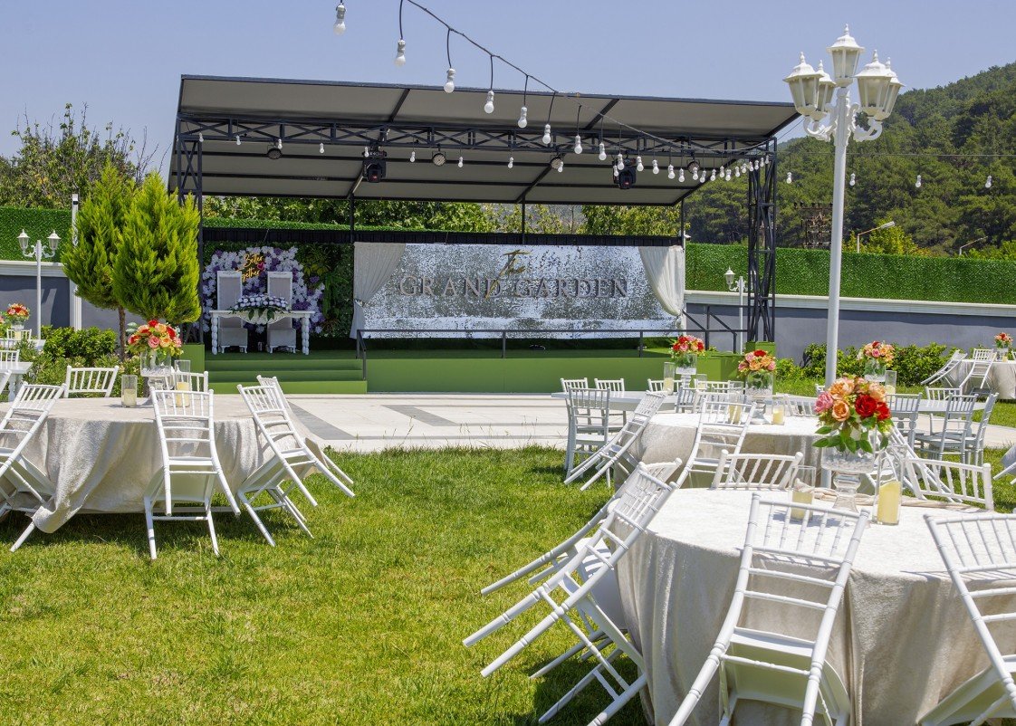 The Grand Garden Event Hall