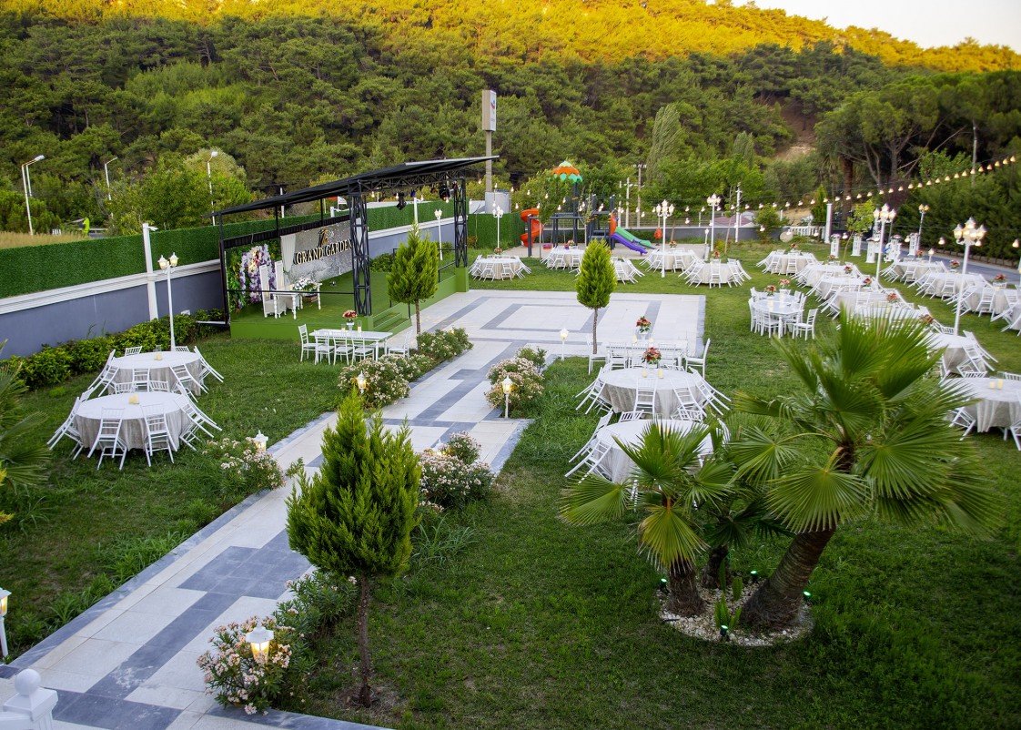 The Grand Garden Event Hall