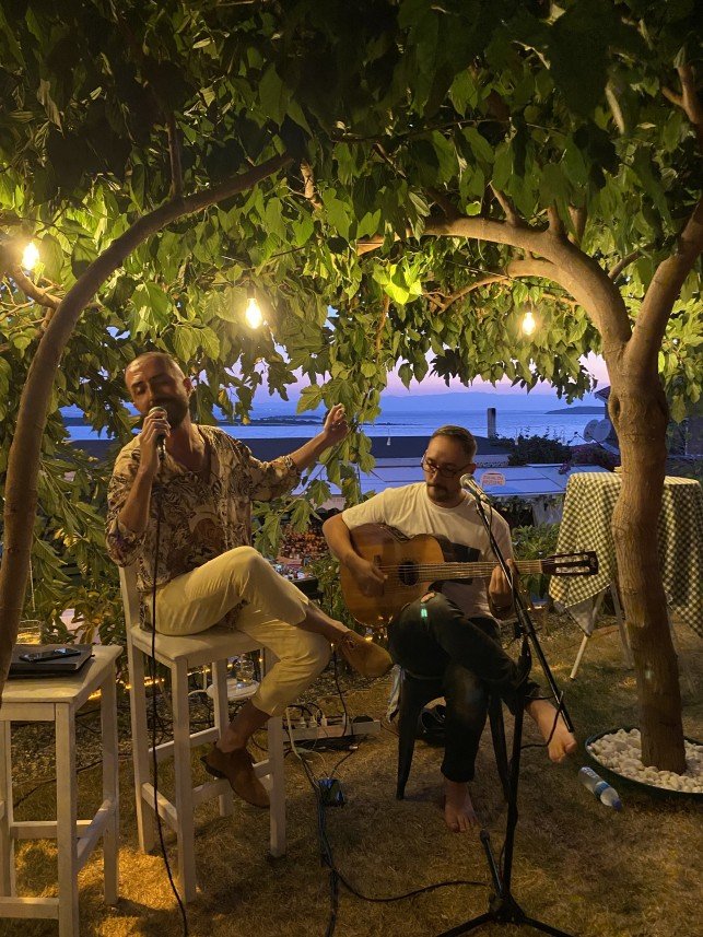 The Local Cocktail Bar