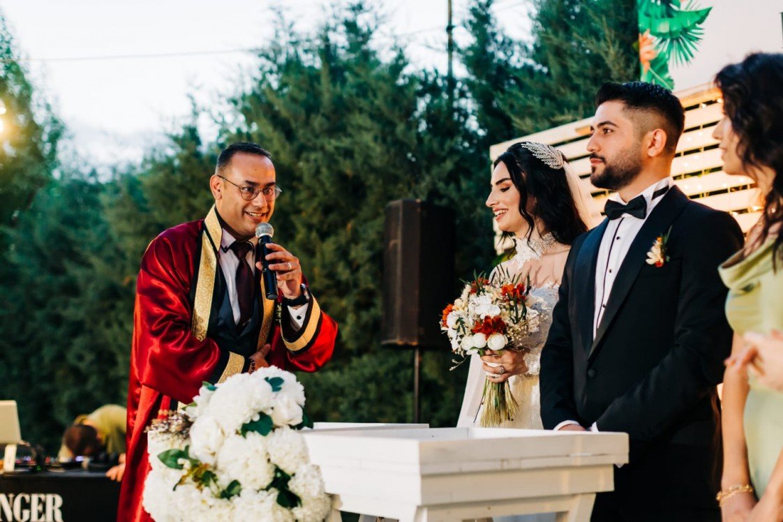 Tiyatral Nikah Sanatçısı 