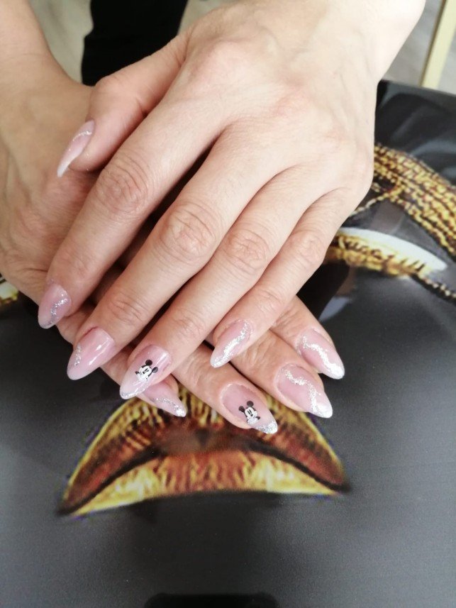 Tuğçe Can Beauty Center