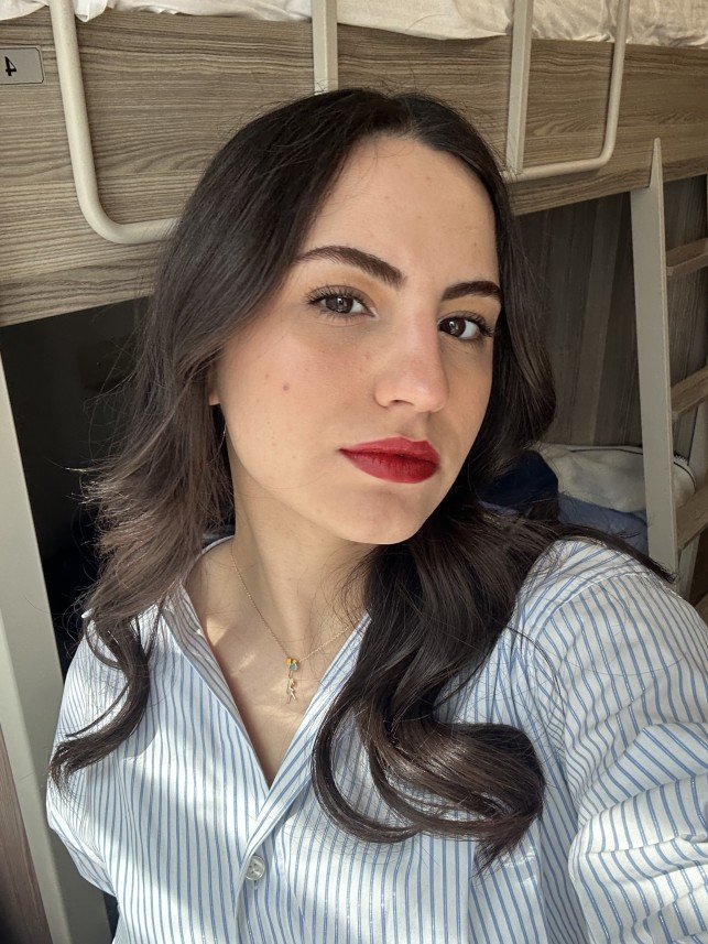 Tuğçe Hira Aktoprak