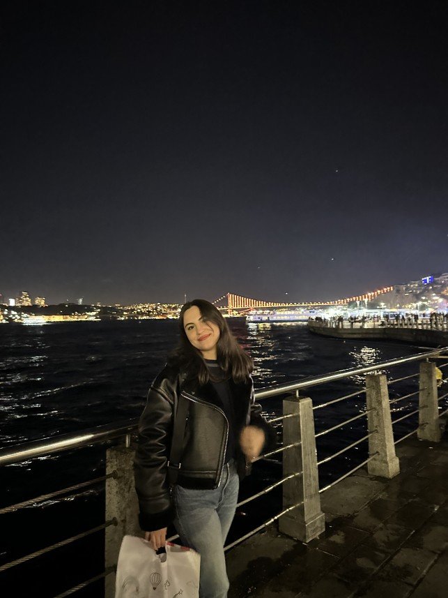 Tuğçe Hira Aktoprak