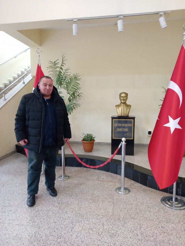 Umut Guvercin