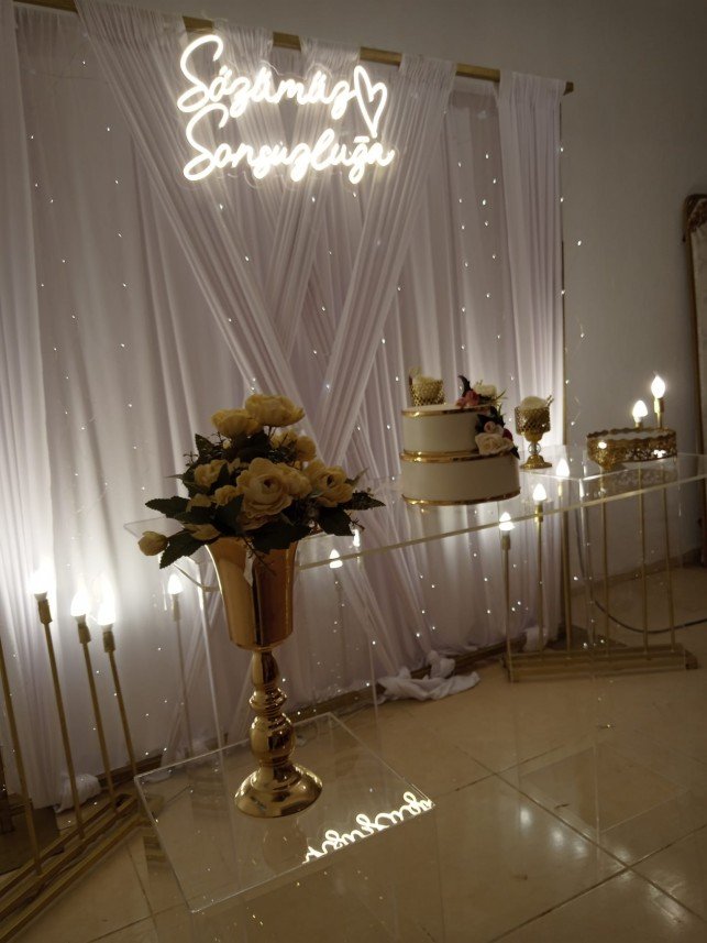 White and Night Organizasyon