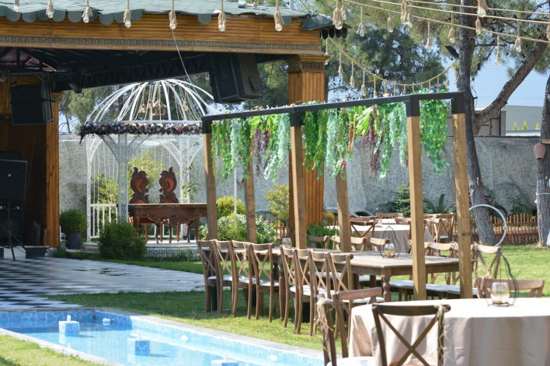 Yaprak Kır Düğün Salonu