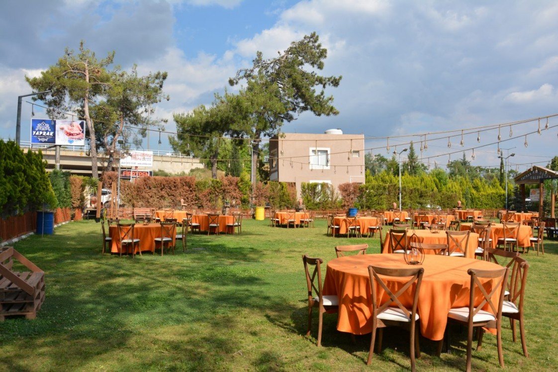 Yaprak Kır Düğün Salonu