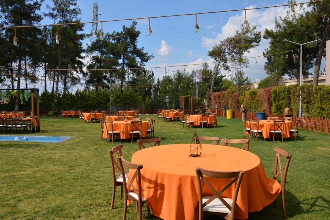 Yaprak Kır Düğün Salonu