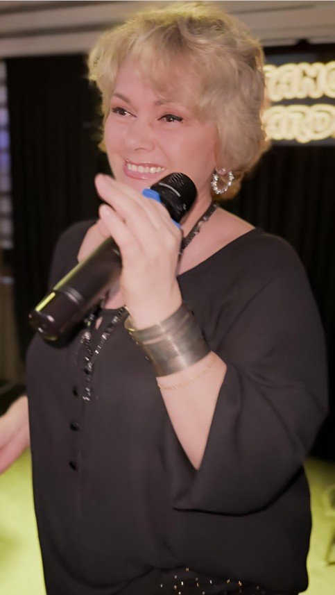 Yasemin Üstün