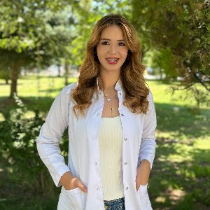 Aleyna Püsküllü