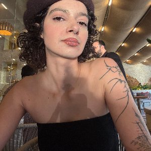 Azra Çamurtaşi