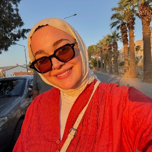 Diyetisyen Büşra Döven