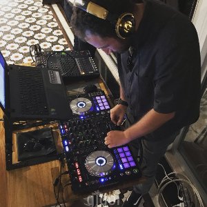 Dj Buğra İkizoğlu