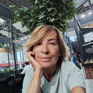 Esra Yenimol