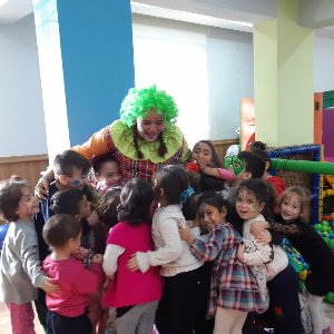 Gülen Yüz Palyaço Pıtır