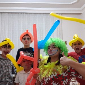 Gülen Yüz Palyaço Pıtır