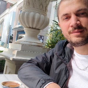 Kadir Akol