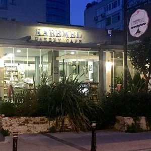Karemel Lab Bakery Cafe