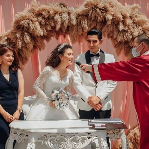 Lavinia Kır Bahçesi