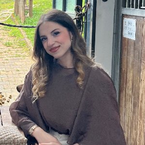 Melek Apari