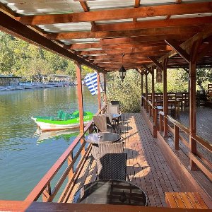 Mints Hotel & Restaurant