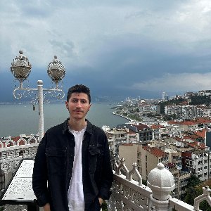 Onur Alış