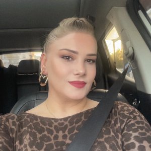 Sevgi Dinleyen