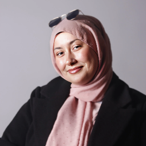 Sude Uyanık