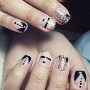 Yeşim'in Tırnak Atölyesi