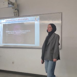 Zeynep Ayna