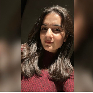 Medine Yaşar 