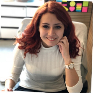 Lara Özer