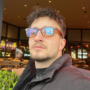 Ali Bayar